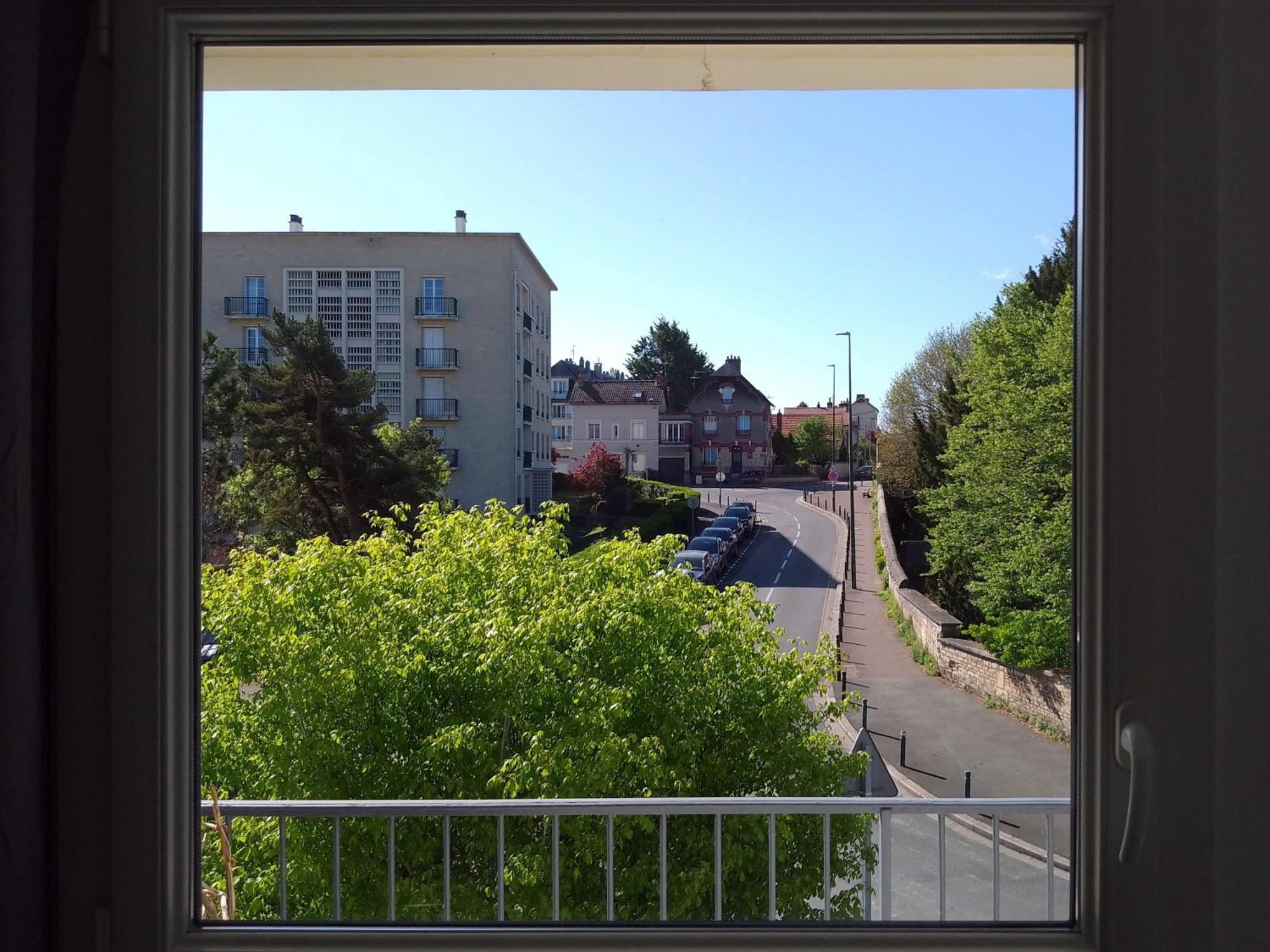 Apartment Downtown Caen